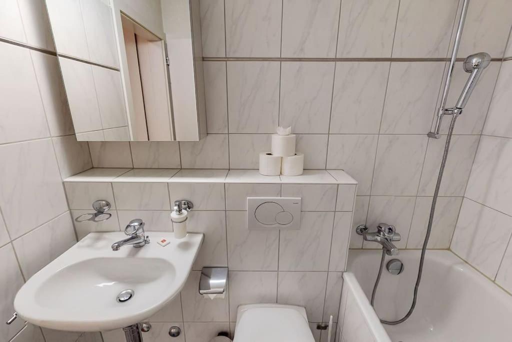 Executive 1bd Flat Center - Hoesch 4 Zürich